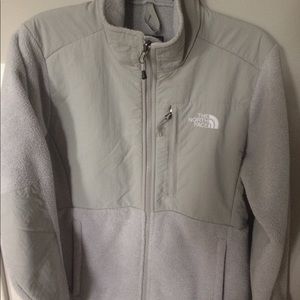 ❤️Price Drop The North Face. Denali women’s Medium